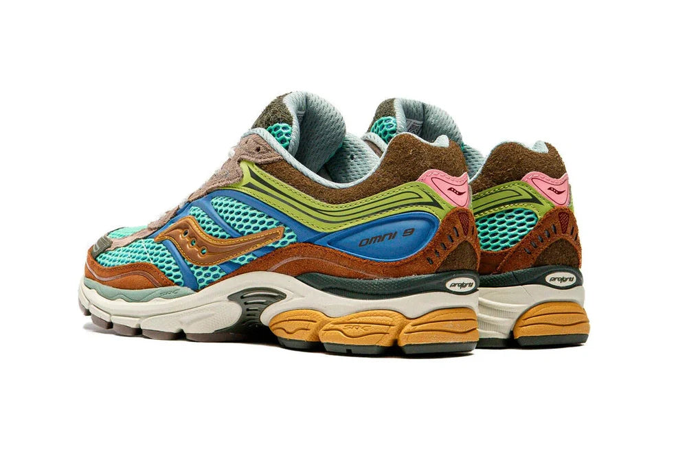 Saucony ProGrid Omni 9 Sneaker Politics Sportsman's Paradise (S71032) | TheSneakerWay