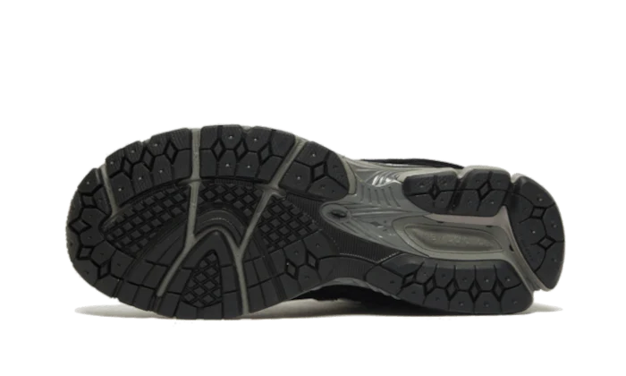New Balance 2002R Black Dark Grey White (M2002RR1) | TheSneakerWay