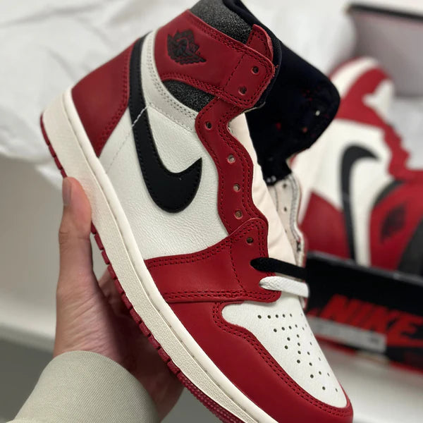 Jordan 1 Retro High OG Chicago Lost and Found (DZ5485-612) | TheSneakerWay