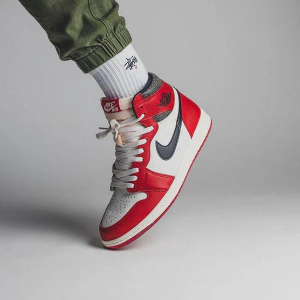 Jordan 1 Retro High OG Chicago Lost and Found (DZ5485-612) | TheSneakerWay