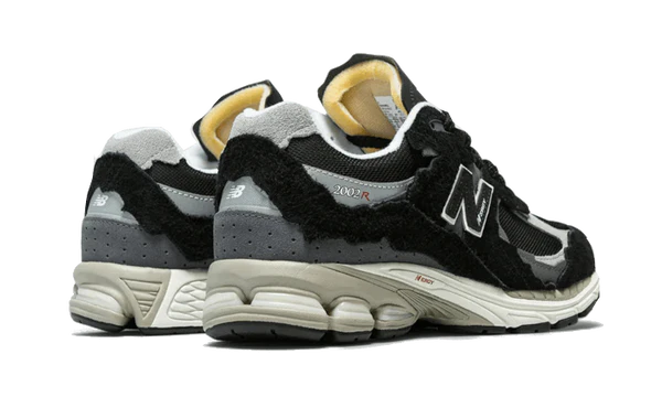 New Balance 2002R Protection Pack Black Grey (M2002RDJ) | TheSneakerWay