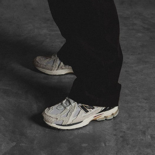 New Balance 1906D Protection Pack Reflection (M1906DC) | TheSneakerWay