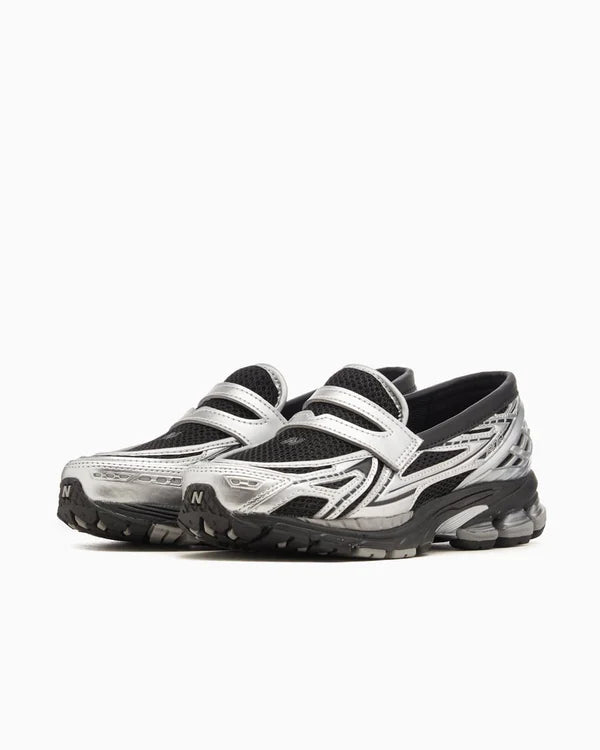 New Balance 1906L Silver Metallic Black (U1906LOC) | TheSneakerWay
