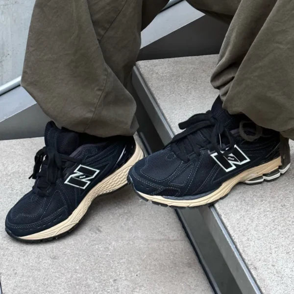 New Balance 1906R Black Taupe (M1906RK) | TheSneakerWay