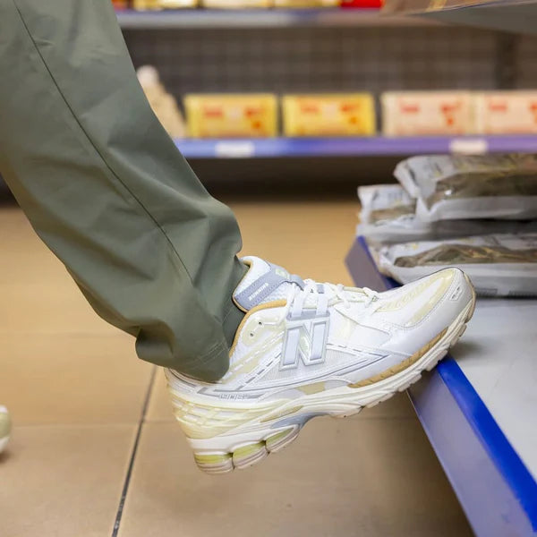New Balance 1906R Lunar New Year White (M1906NLY) | TheSneakerWay