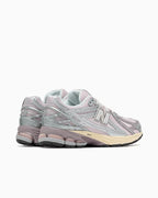 New Balance 1906R Rose Sugar Silver (U1906RNF) | TheSneakerWay