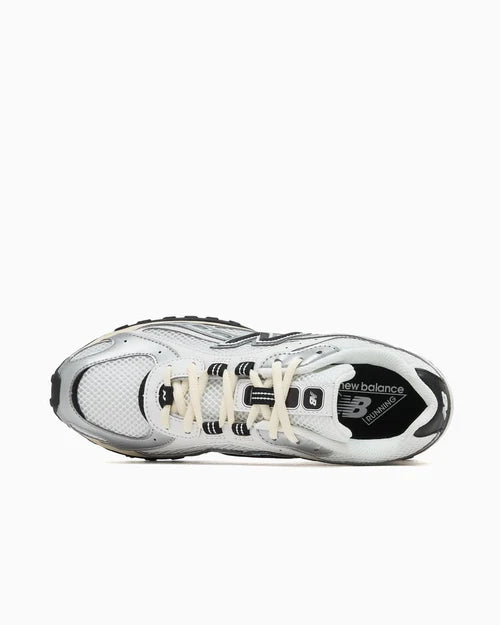 New Balance 204L Silver Metallic Black (U) | TheSneakerWay