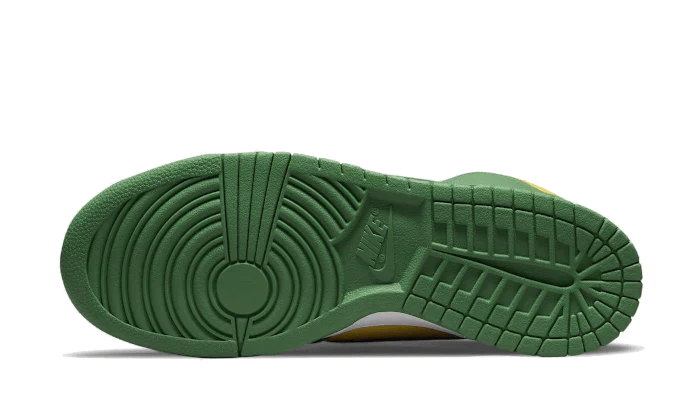 Nike SB Dunk High Supreme By Any Means Brazil (DN3741-700) | TheSneakerWay