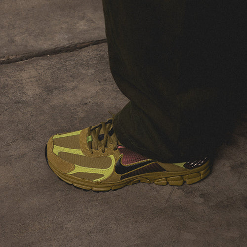Nike Zoom Vomero 5 Pacific Moss (FJ1910-300) | TheSneakerWay