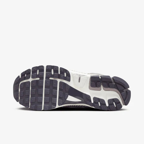 Nike Zoom Vomero 5 Platinum Violet (HQ3643-019) | TheSneakerWay