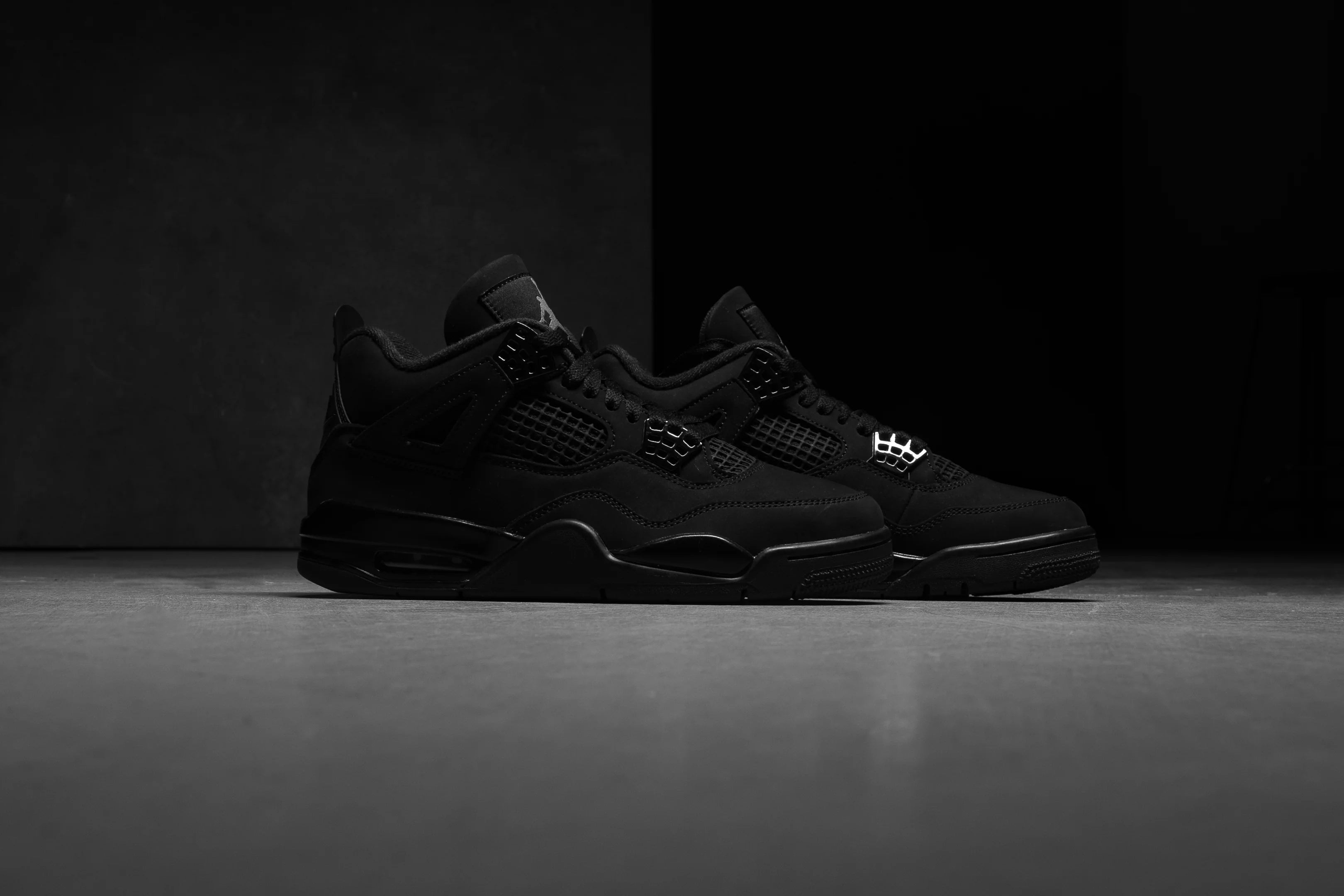 Jordan 4 Retro Black Cat (2025) (FV5029-010) | TheSneakerWay