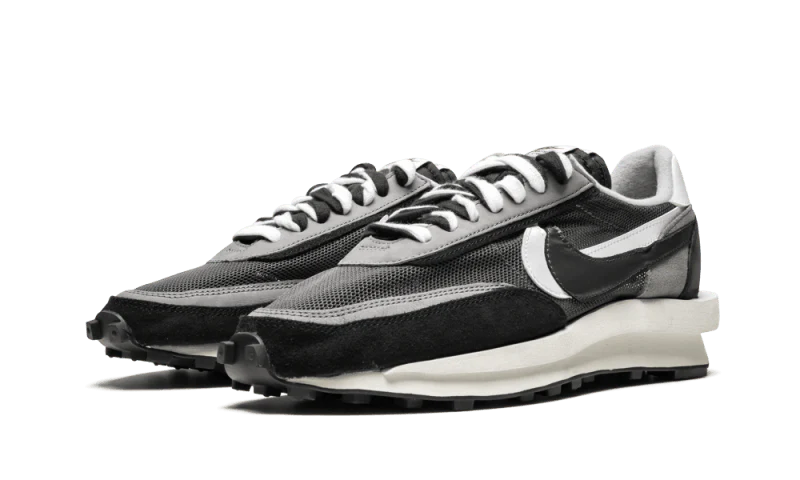 Nike LD Waffle sacai Black (BV0073-001) | TheSneakerWay