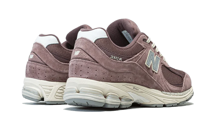 New Balance 2002R Black Fig (M2002RHD) | TheSneakerWay