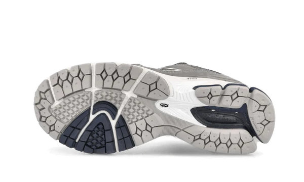 New Balance 2002R thisisneverthat ''The 2022 Downtown Run'' (M2002RTH) | TheSneakerWay