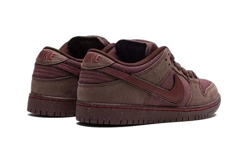 Nike SB Dunk Low City of Love Burgundy Crush (FN0619-600) | TheSneakerWay