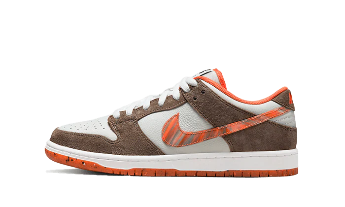 Nike SB Dunk Low Crushed D.C. (DH7782-001) | TheSneakerWay