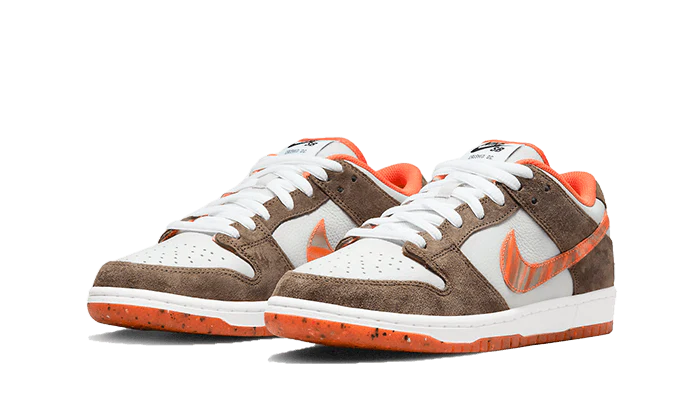 Nike SB Dunk Low Crushed D.C. (DH7782-001) | TheSneakerWay