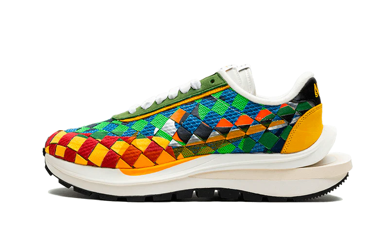 Nike LD Waffle sacai Green Gusto (BV0073-300) | TheSneakerWay