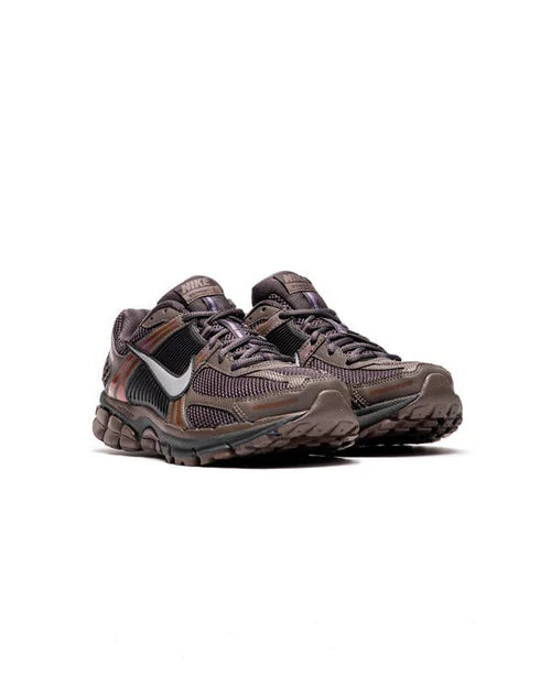 Nike Zoom Vomero 5 Cave Stone (HF5493-201) | TheSneakerWay