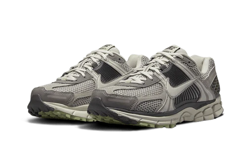 Nike Zoom Vomero 5 Cobblestone Flat Pewter (Women's) (FB8825-001) | TheSneakerWay