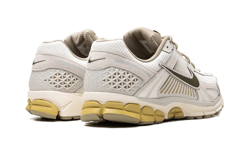 Nike Zoom Vomero 5 SP Light Bone Neutral Olive (FV0397-001) | TheSneakerWay
