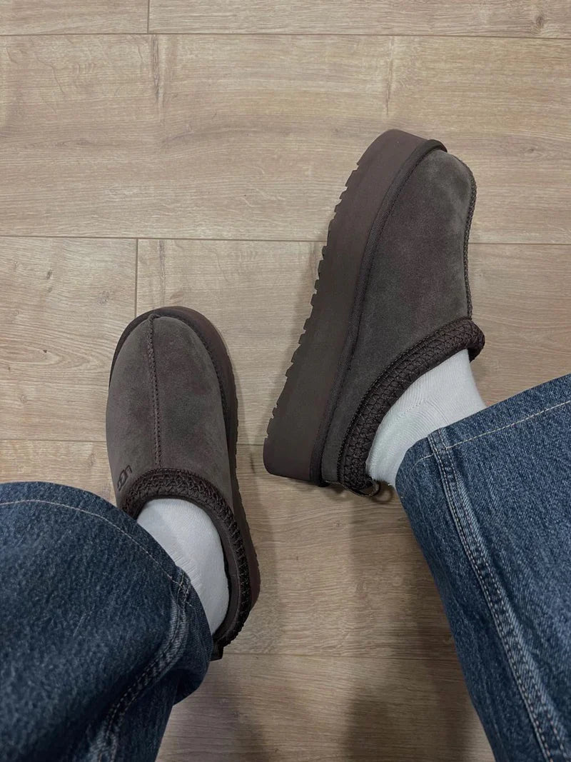 UGG Tazz Slipper Chocolate (Women's) (1122553-CHO) | TheSneakerWay