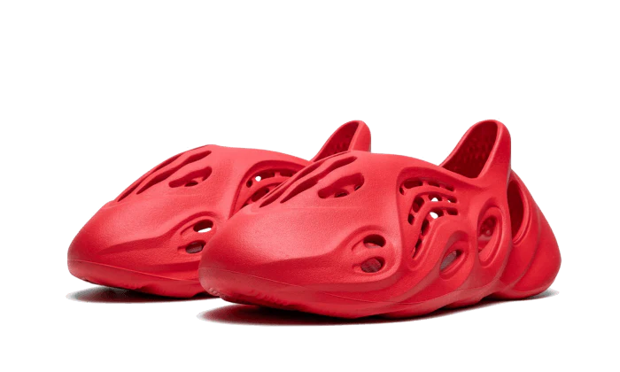 adidas Yeezy Foam RNNR Vermillion (GW3355) | TheSneakerWay