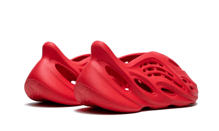 adidas Yeezy Foam RNNR Vermillion (GW3355) | TheSneakerWay